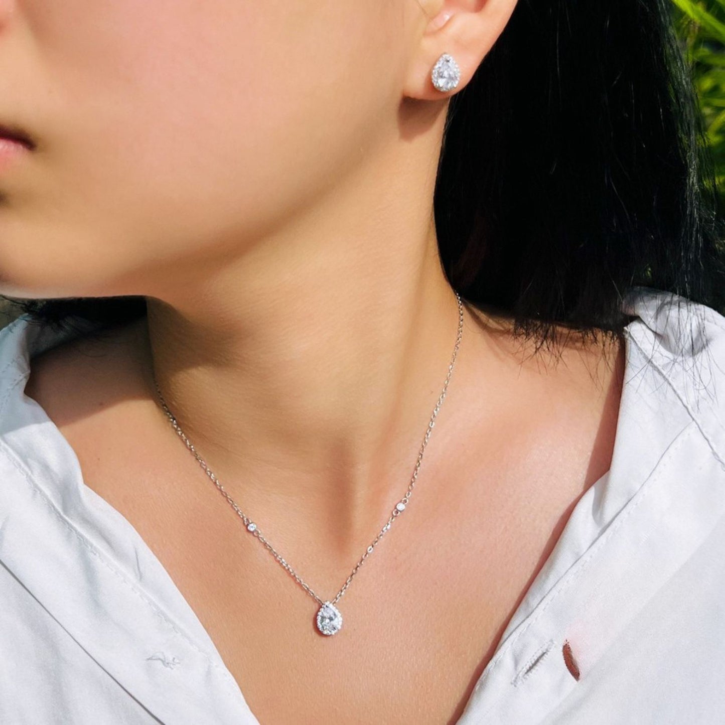 Set din argint elegant lacrima cu cristale zirconiu cesini purtat