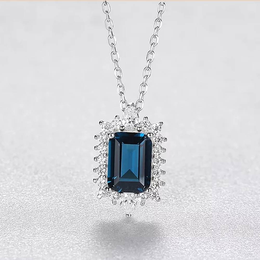 Colier din Argint Lotus Blue