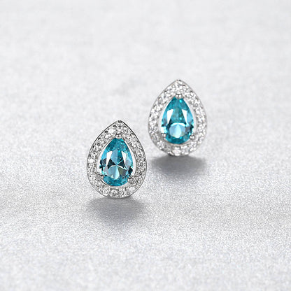 Cercei din argint eleganti lacrima cu smarald verde si cristale zirconiu cesini femei