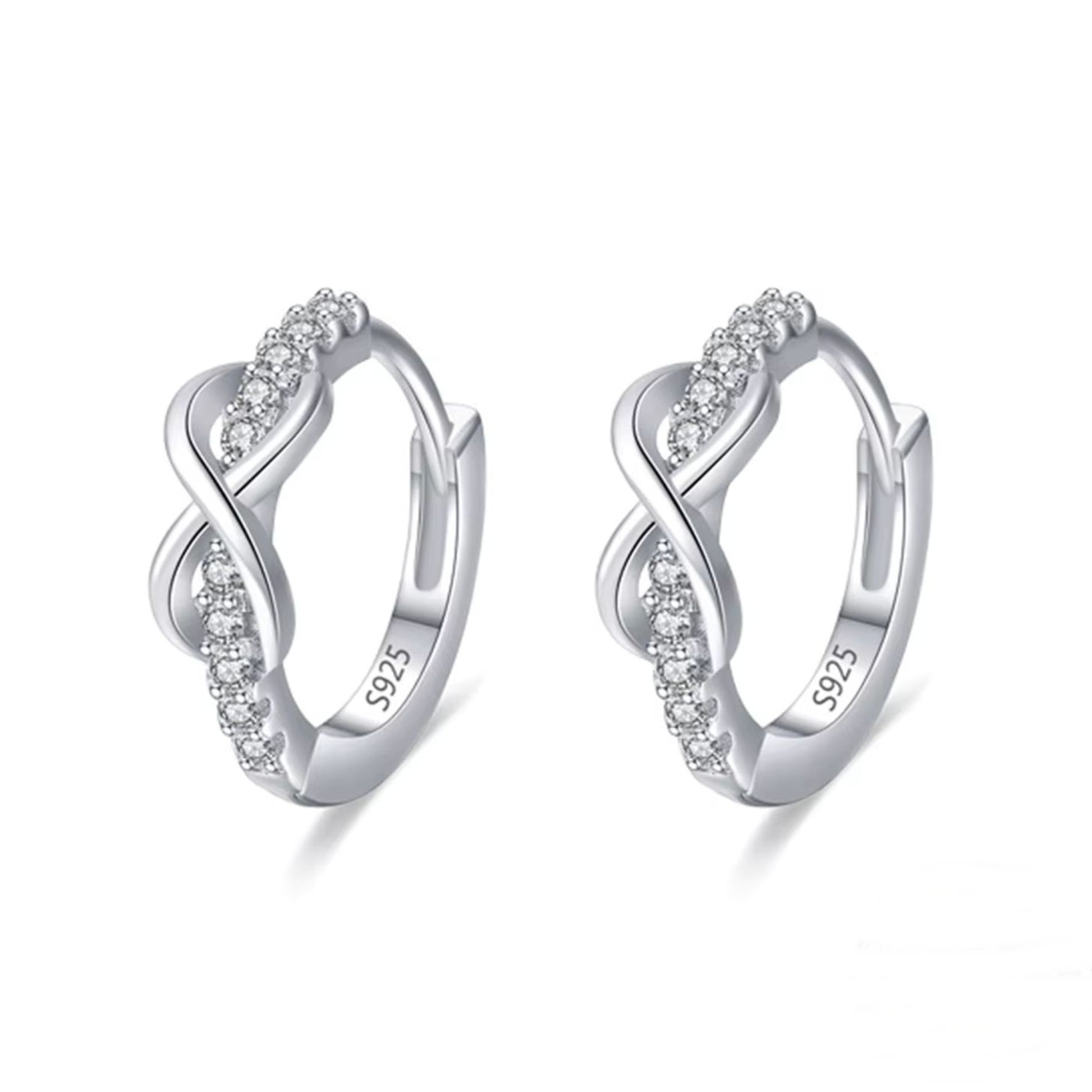 Cercei din argint rotunzi cu semnul infinitului si cristale zirconiu cesini