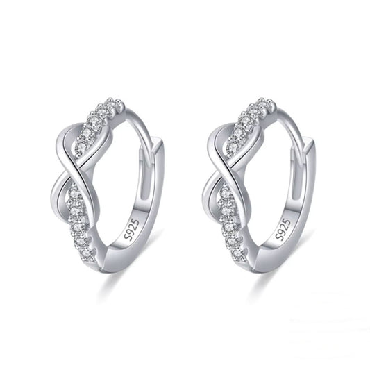 Cercei din argint rotunzi cu semnul infinitului si cristale zirconiu cesini