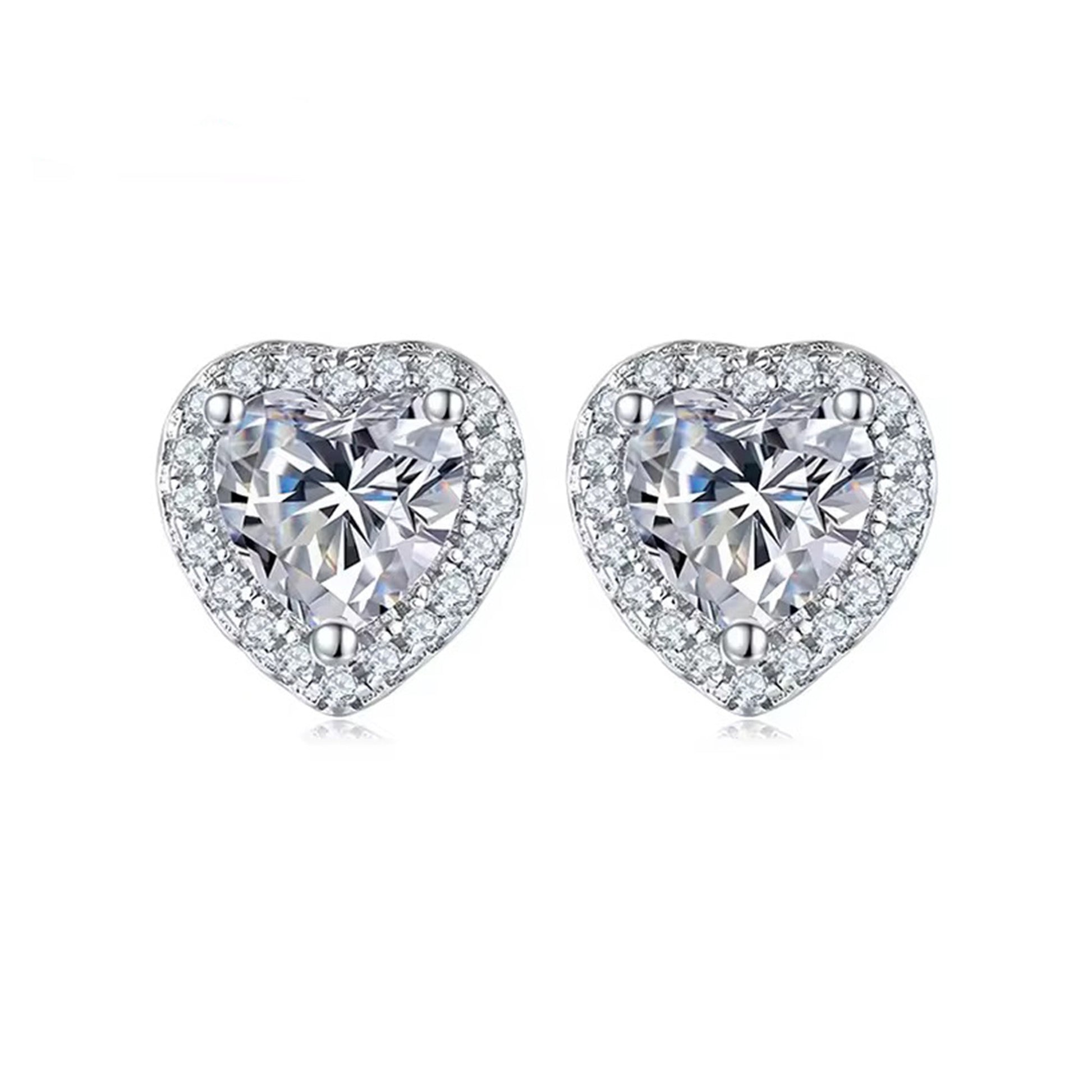 Cercei din argint cu inima si moissanite cesini
