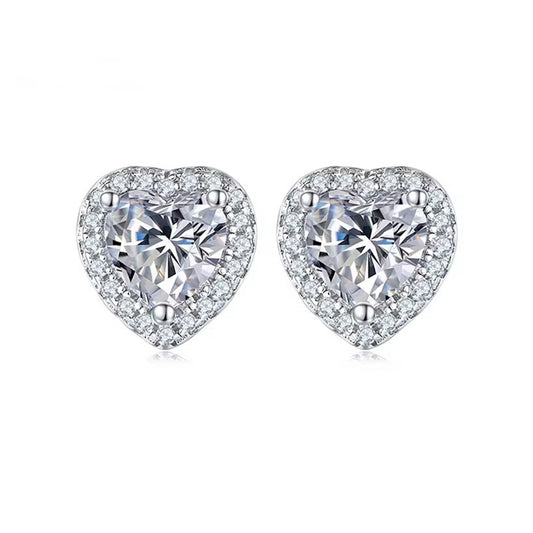 Cercei din argint cu inima si moissanite cesini