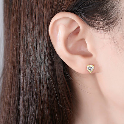 Cercei din argint placati cu aur inima cu cristale zirconiu cesini purtati