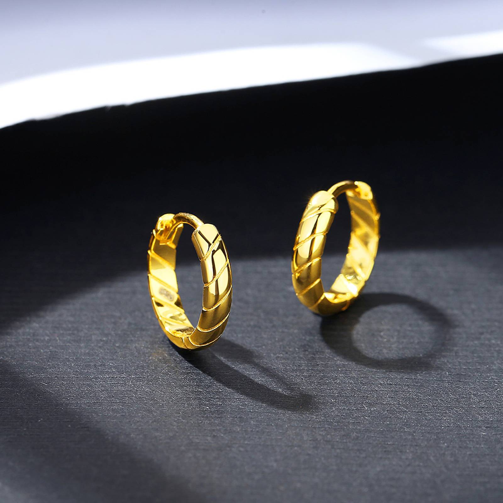 Cercei din argint rotunzi snake placati cu aur cesini cadou