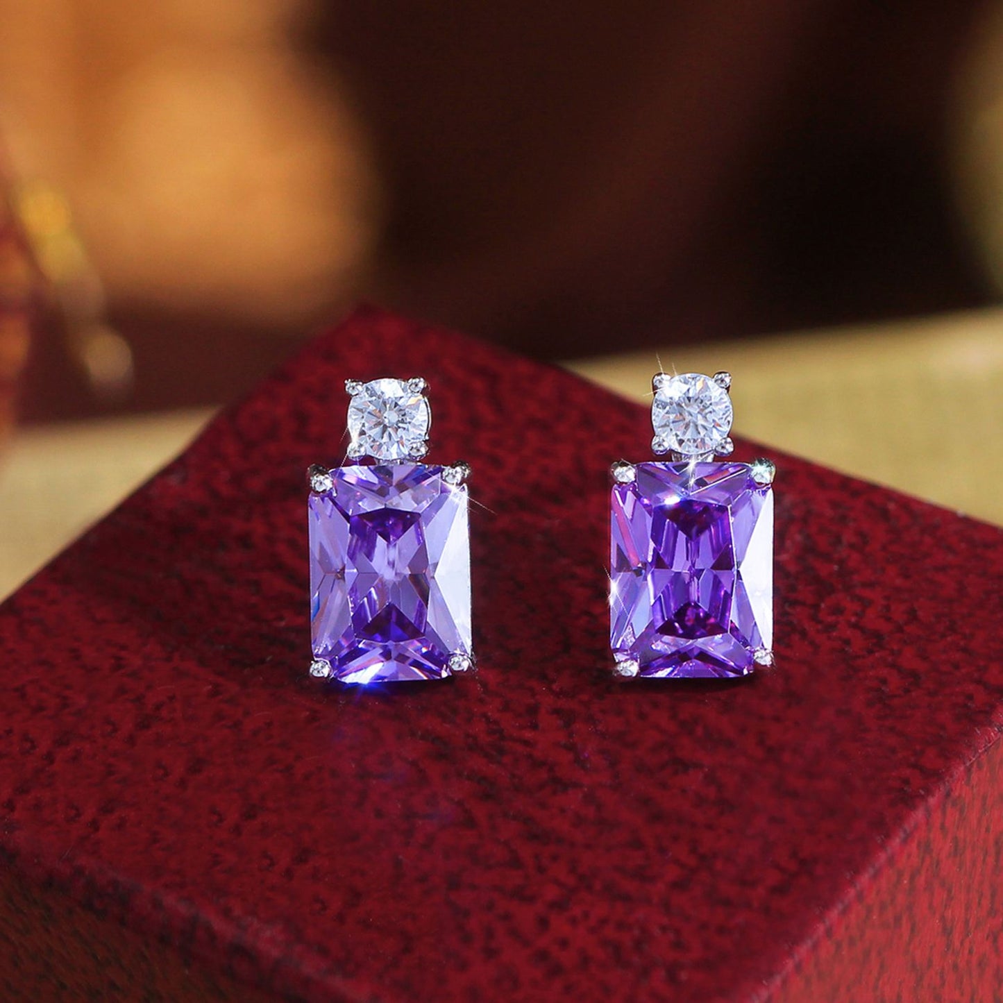 Cercei din argint rectangulari cu topaz albastru si zirconiu cesini cadou