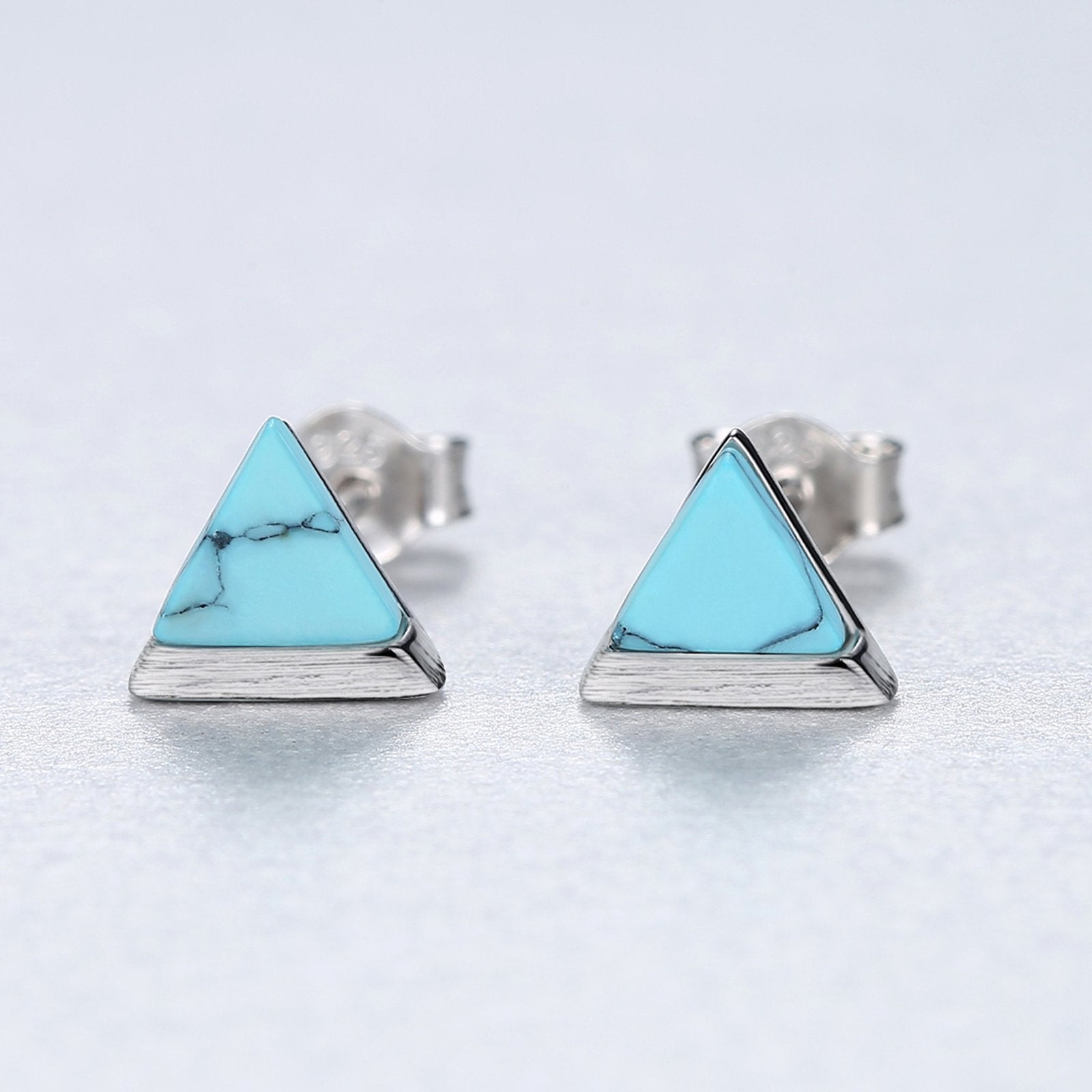 Cercei din argint triunghiulari cu turcoaz cesini femei