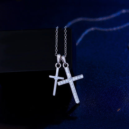 Colier din argint elegant cu cruciulite si cristale zirconiu cesini cadou