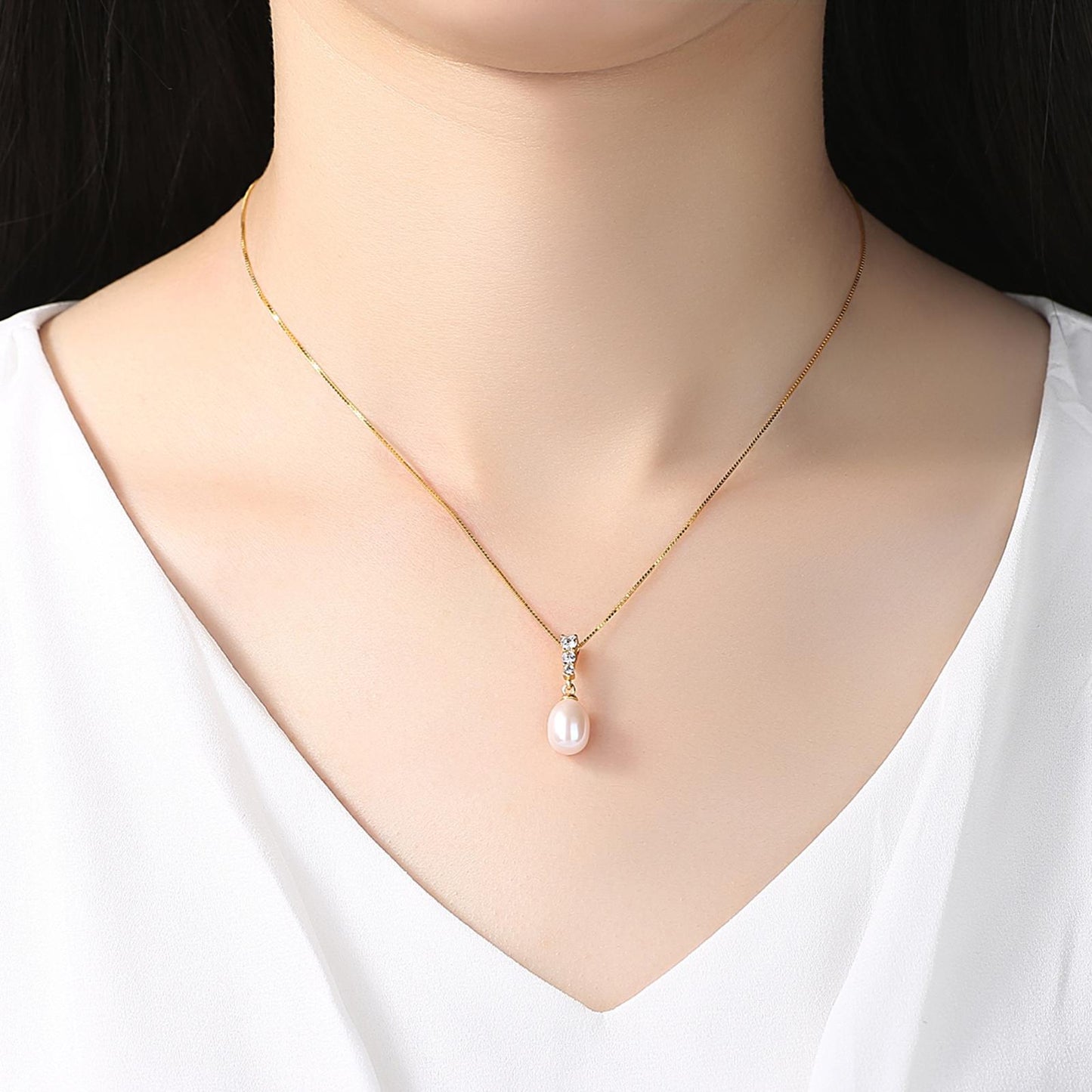 Colier din argint elegant placat cu aur cu perle naturale si cristale zirconiu cesini femei