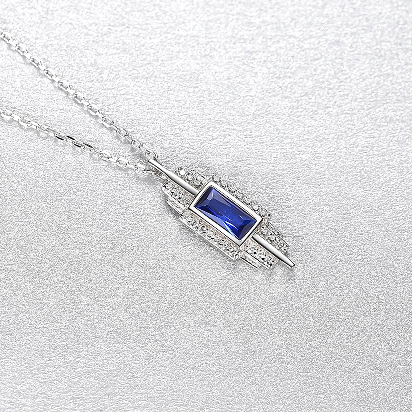 Colier din argint elegant rectangular cu safir albastru si cristale zirconiu cesini femei