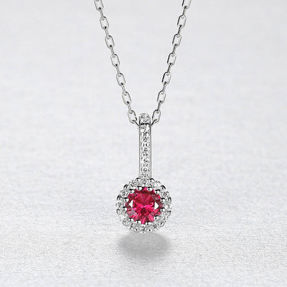 Colier din argint elegant rotund cu rubin rosu si cristale zirconiu cesini cadou