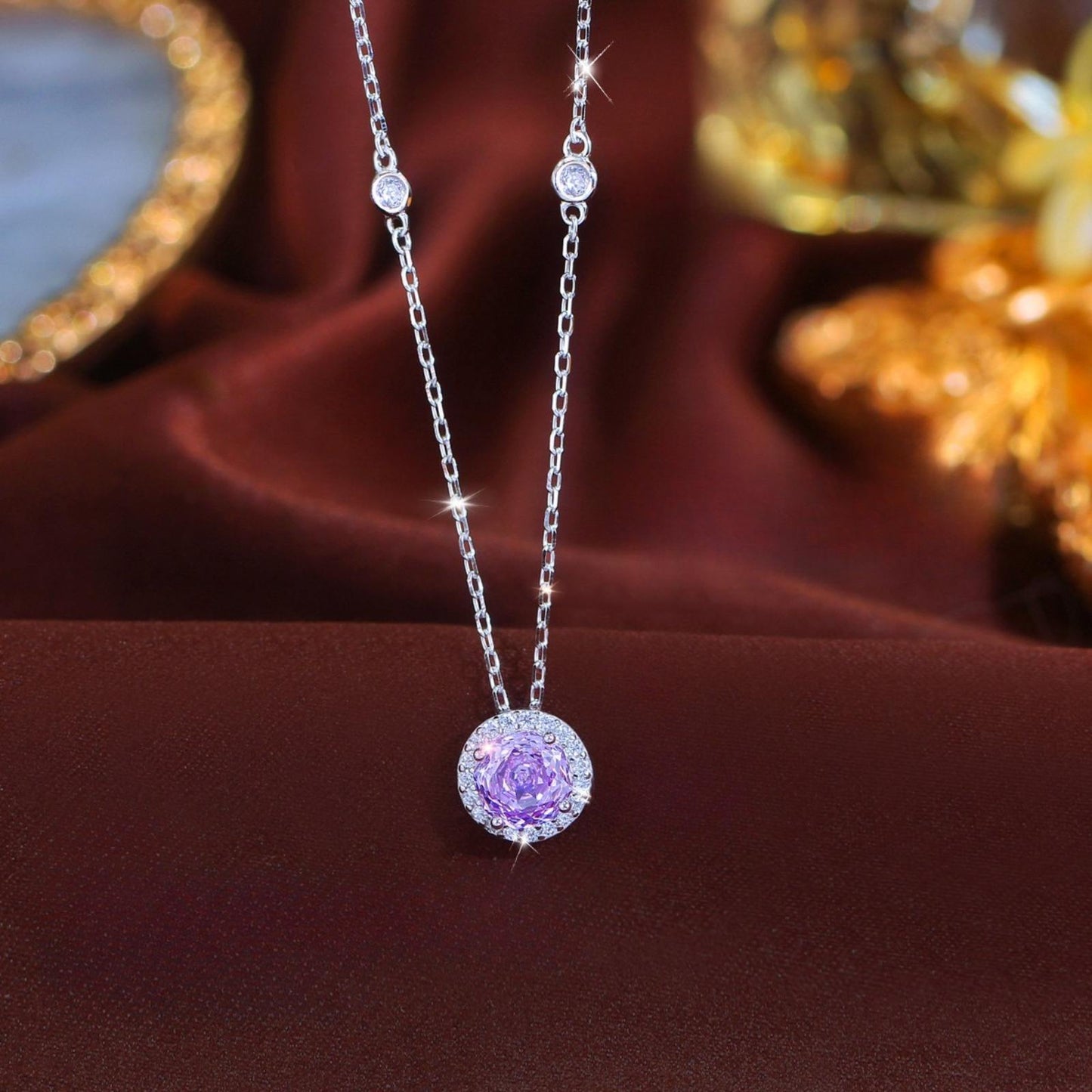 Colier din argint rotund elegant cu topaz si cristale zirconiu cesini cadou