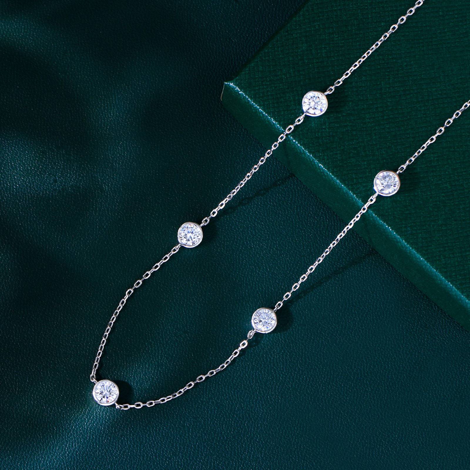 Colier din argint elegant rotund cu cristale zirconiu cesini cadou