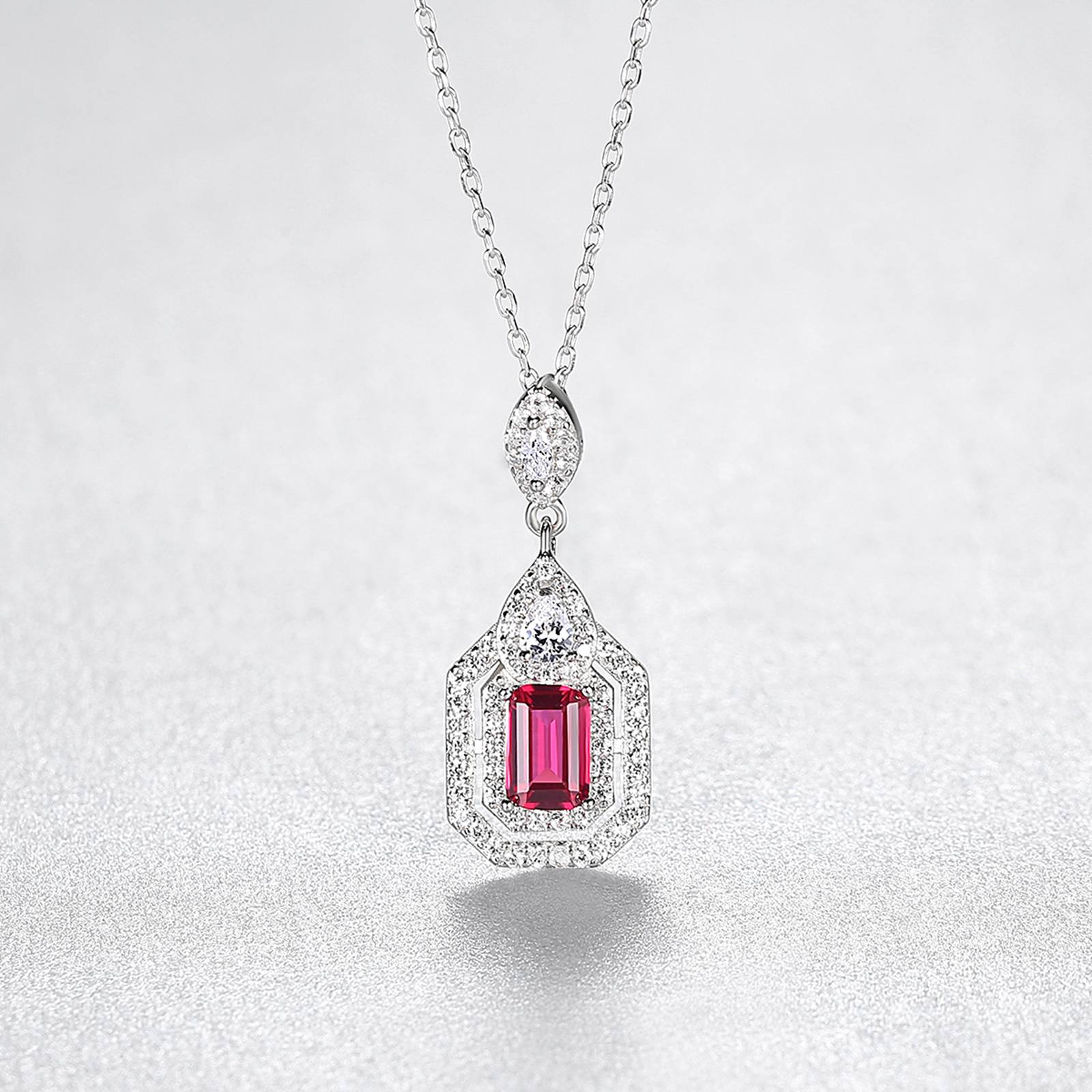 Colier din argint elegant cu rubin rosu si cristale zirconiu cesini cadou