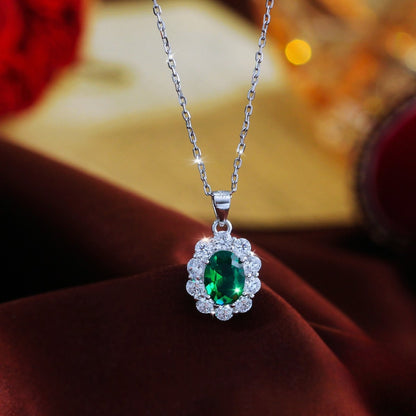 Colier din argint oval floare cu smarald verde si zirconiu cesini cadou