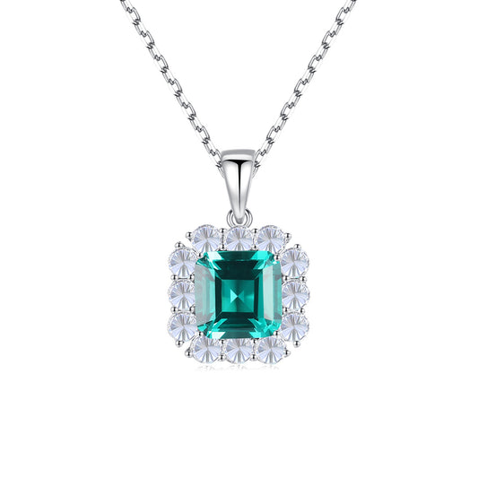 Colier din argint elegant patrat cu smarald verde si cristale zirconiu cesini