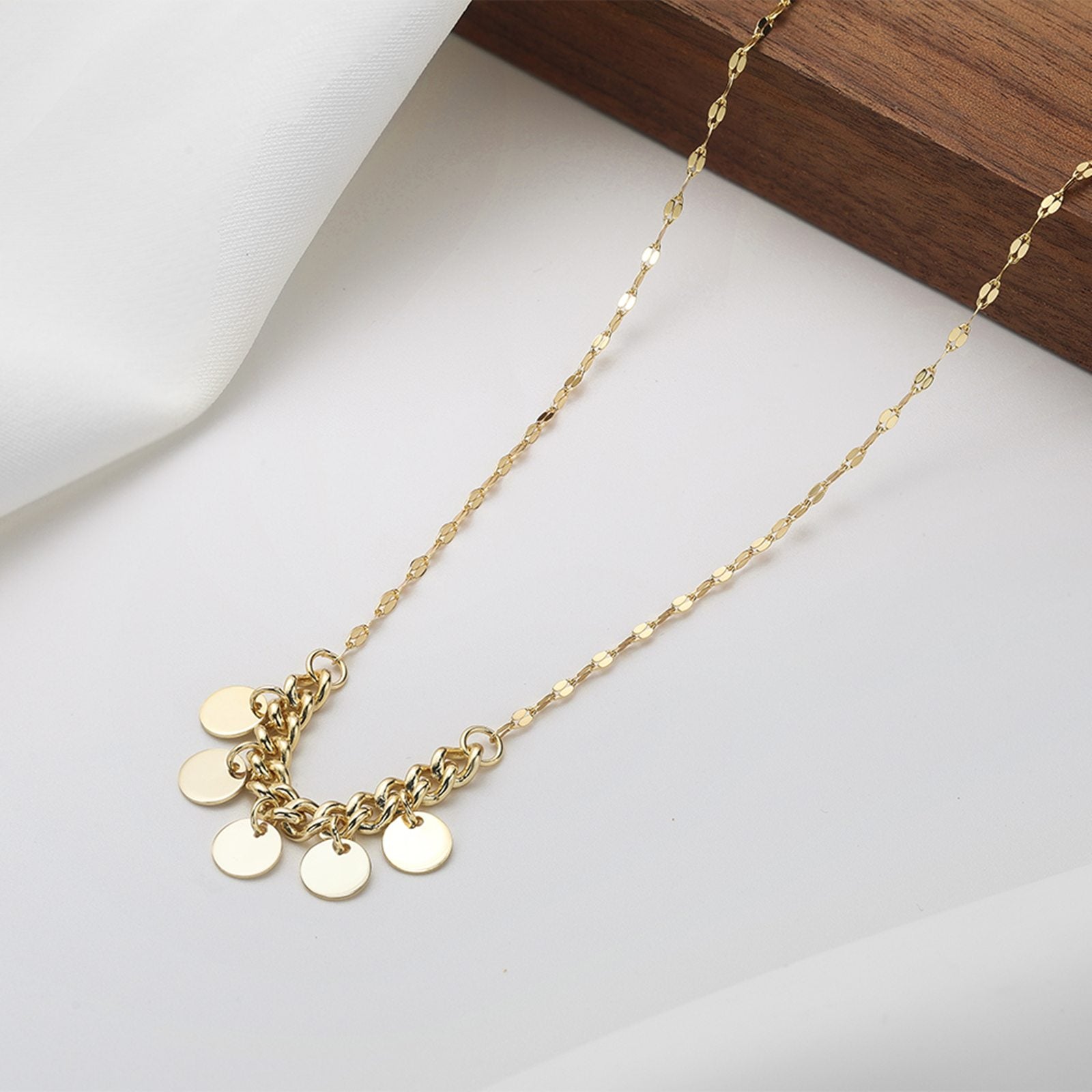 Set din argint simplu elegant colier si bratara cu banut placat cu aur cesini dama