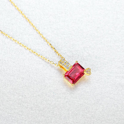 Colier din argint elegant placat cu aur cu rubin rosu si cristale zirconiu cesini cadou