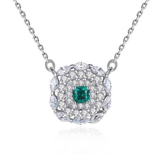 Colier din argint elegant patrat cu smarald verde si cristale zirconiu cesini
