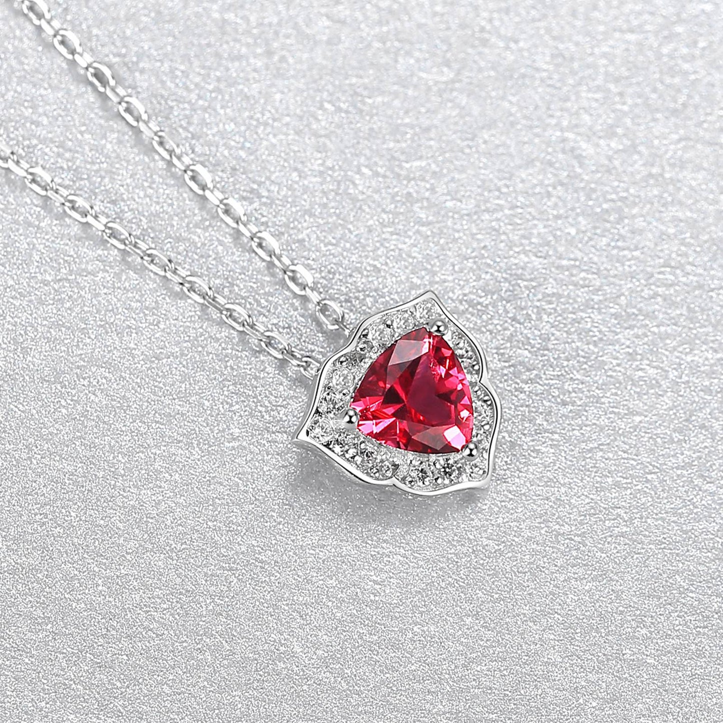 Set din argint elegant colier si cercei inima cu rubin rosu si cristale zirconiu cesini colier cadou