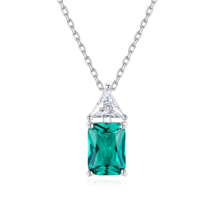 Colier lantisor din argint elegant rectangular cu smarald verde si cristale zirconiu cesini