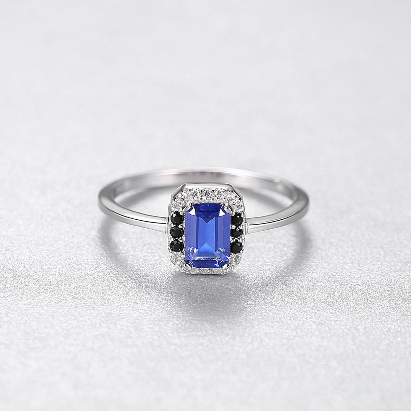 Inel din argint elegant rectangular cu safir albastru si cristale zirconiu cesini cadou