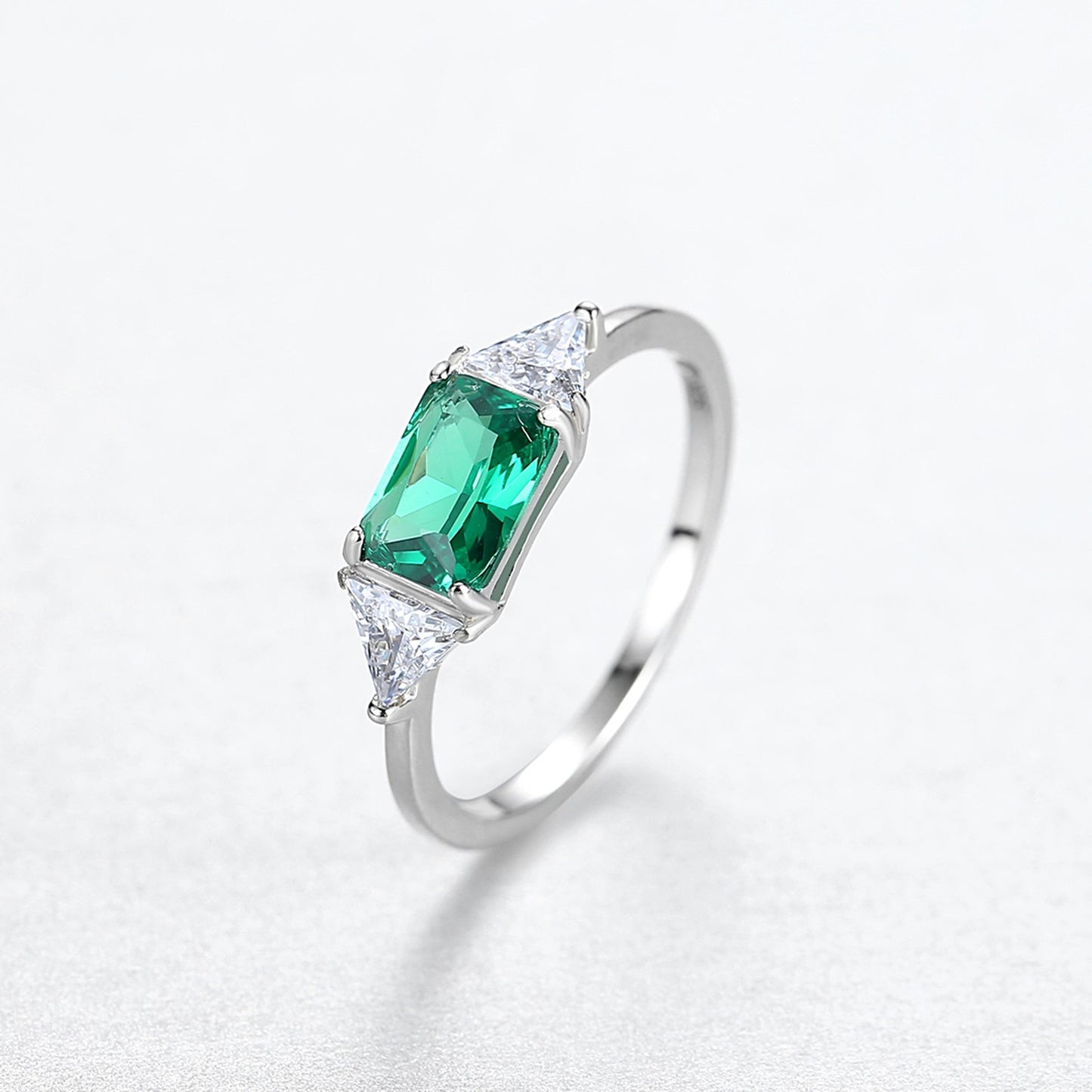 Inel din Argint Izzie Emerald Cut
