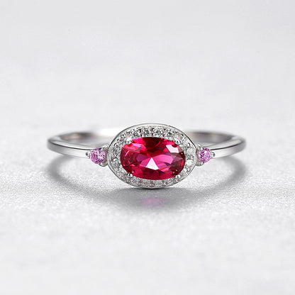 Inel din argint elegant oval cu rubin rosu si cristale zirconiu cesini cadou