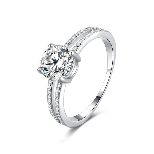 Inel din argint de logodna piatra rotunda cu moissanite cesini