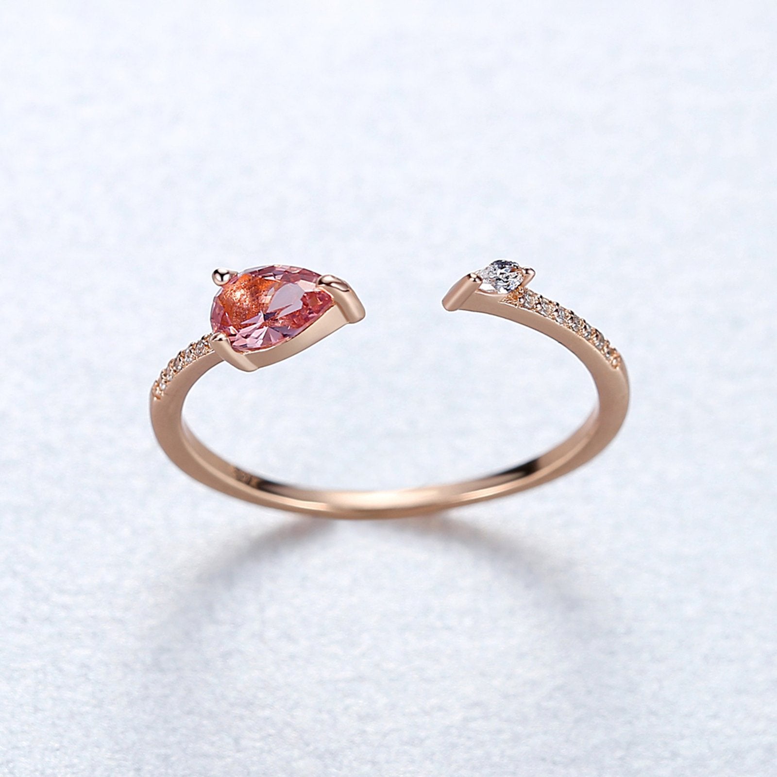 Inel din argint reglabil rosegold placat cu aur cu rubin rosu si cristale zirconiu cesini femei