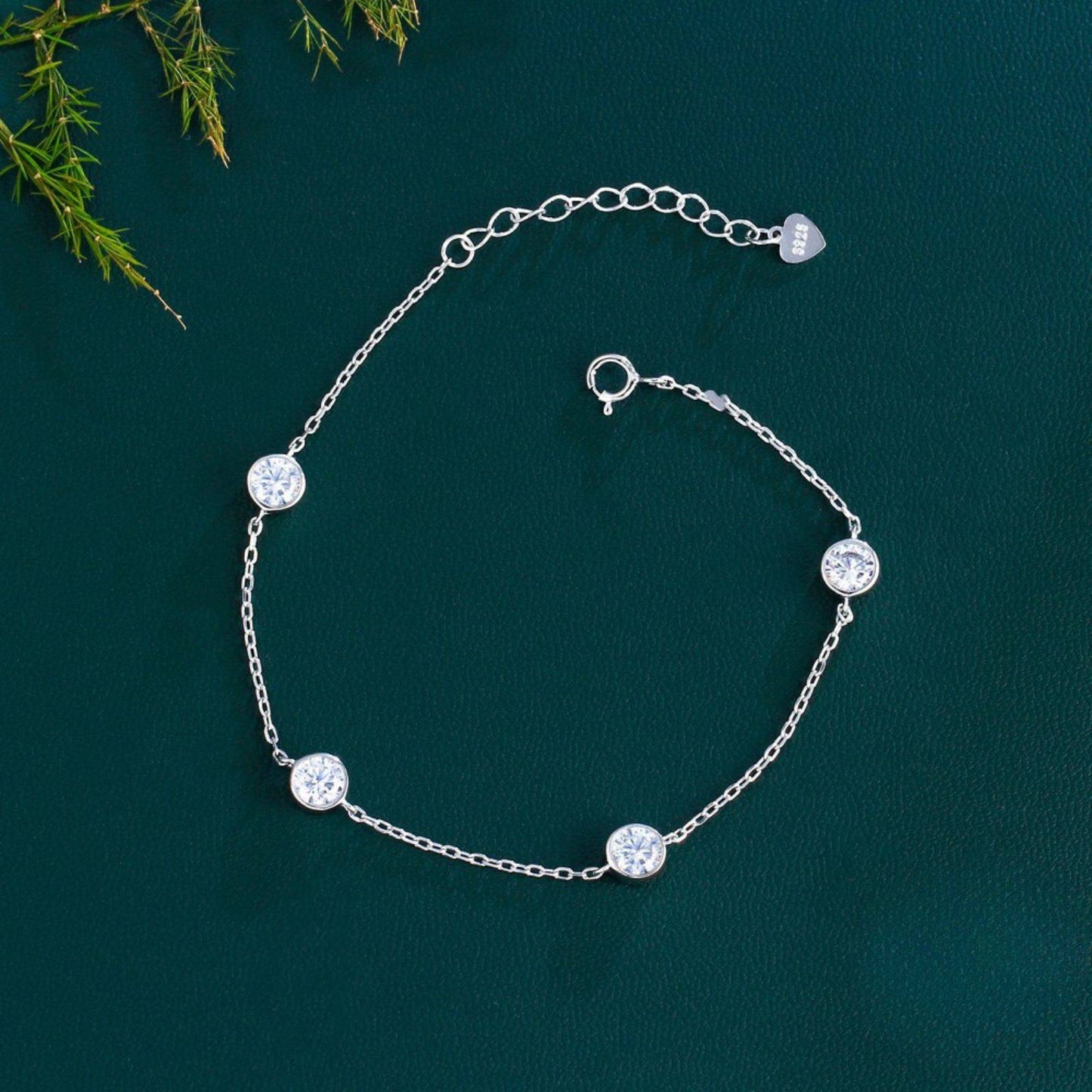 Set din argint elegant rotund colier si bratara cu cristale zirconiu cesini femei