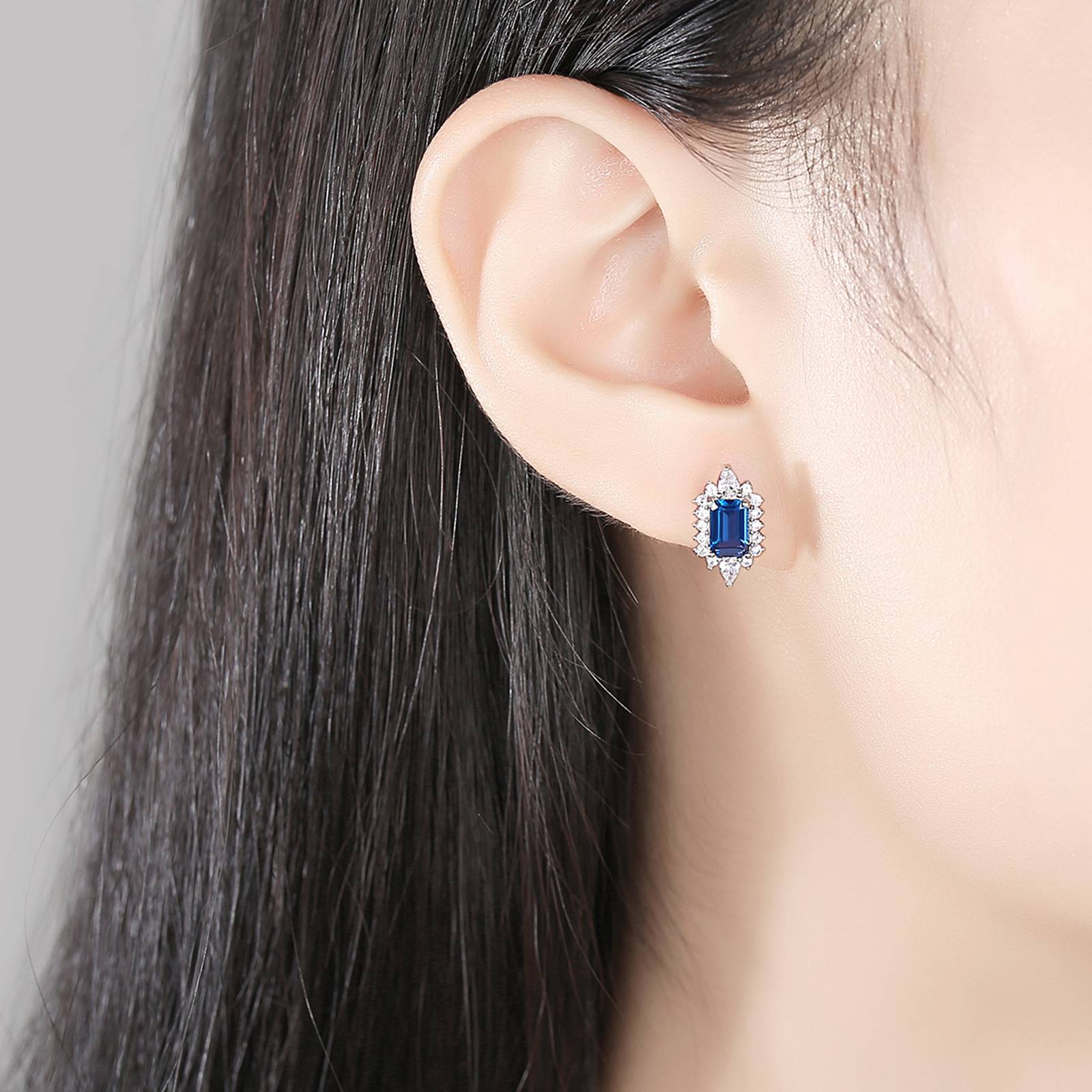 Set din argint colier si cercei elegant rectangular cu safir albastru si cristale zirconiu cesini cercei purtati