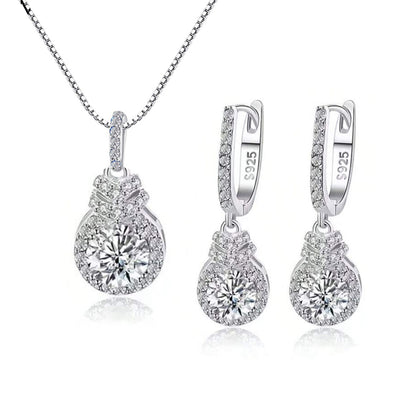 Set din argint elegant colier si cercei cu cristale zirconiu cesini