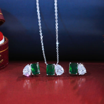 Set din argint colier si cercei patrat cu lacrima smarald verde si zirconiu cesini cadou