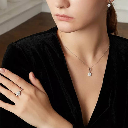 Colier din Argint Round Moissanite