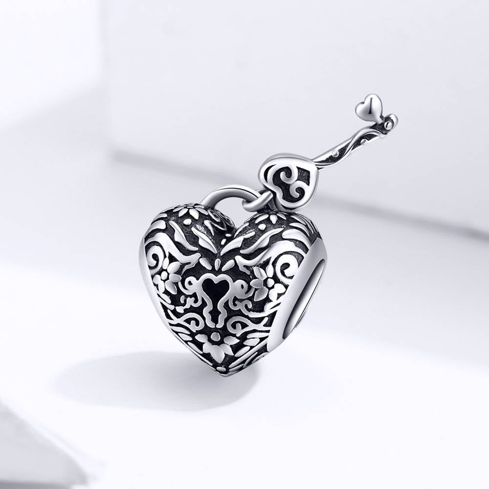 Talisman din Argint Heart Key